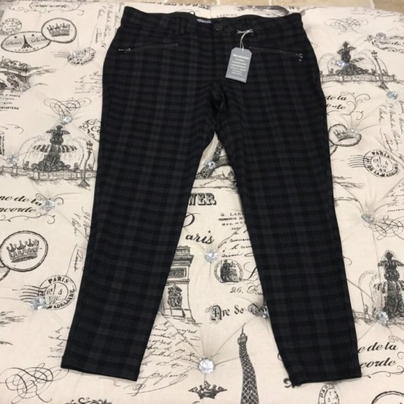 Wit & Wisdom Ab-Solution Skinny Ponte Pants - Picture 4 of 12